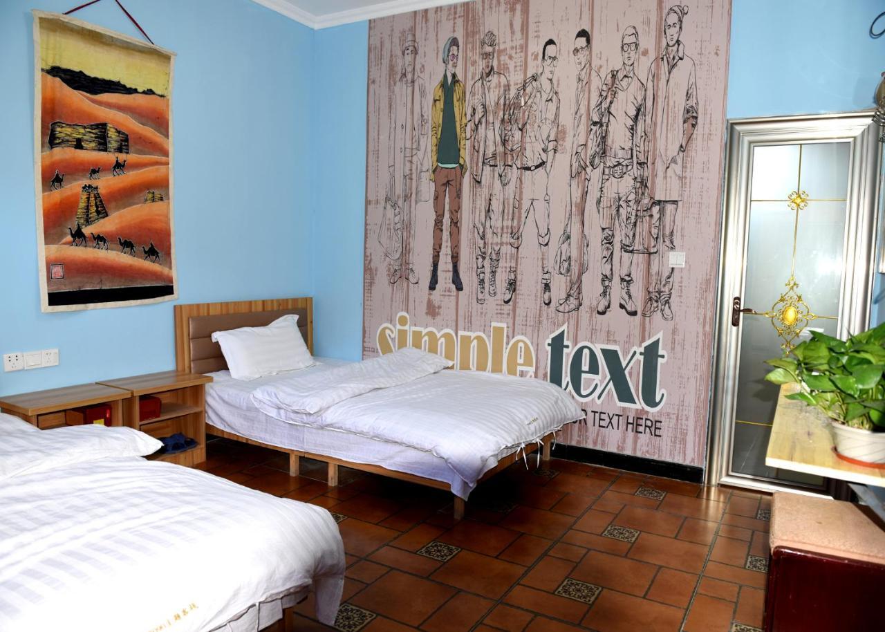 Dunhuang 8090 Guest House Exterior photo